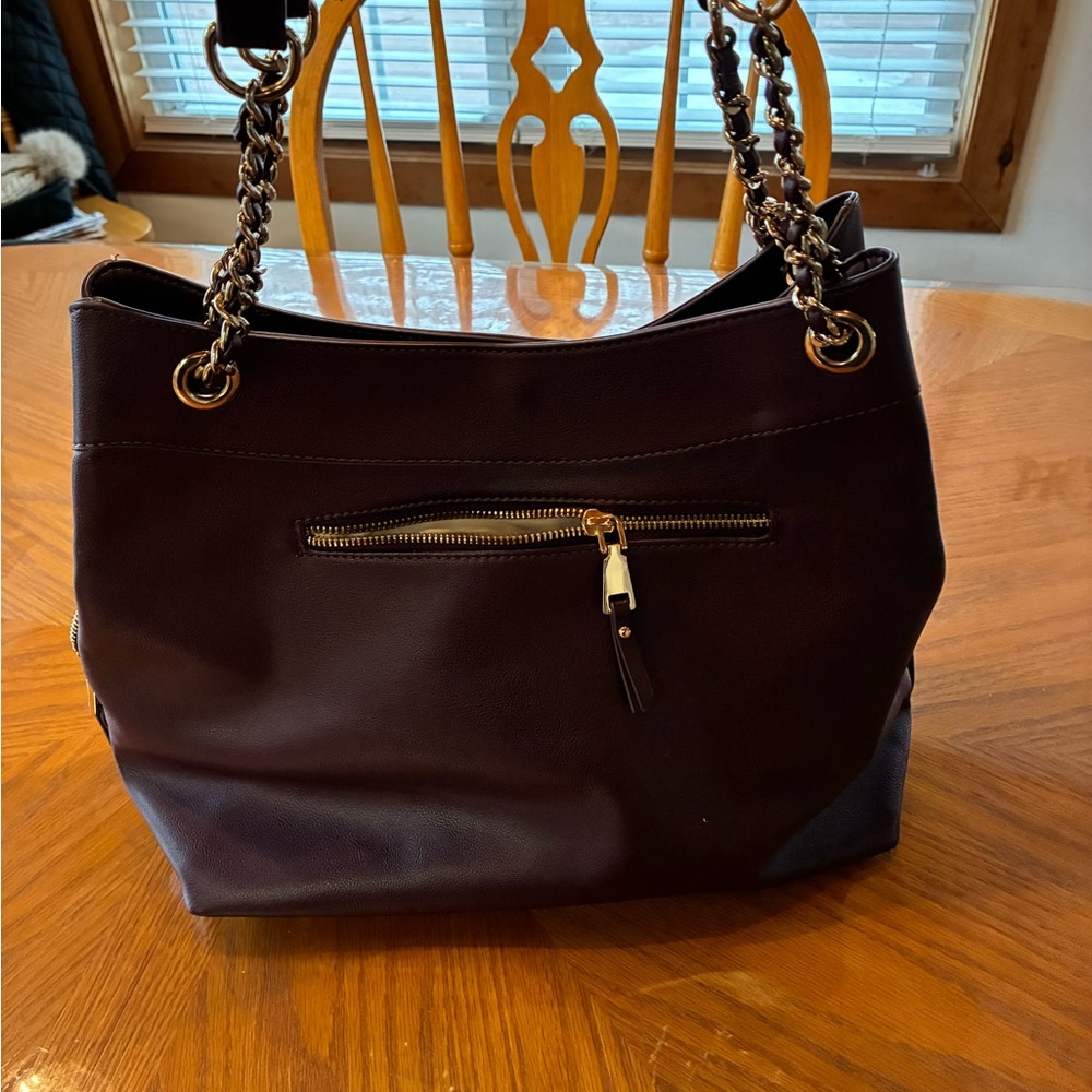Elegant Wine color